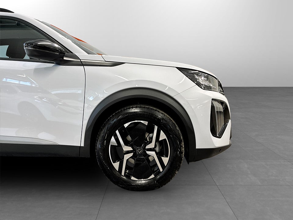 Bild på Peugeot 2008 Allure 1.2 PT 130hk CARPLAY P-SENSORER