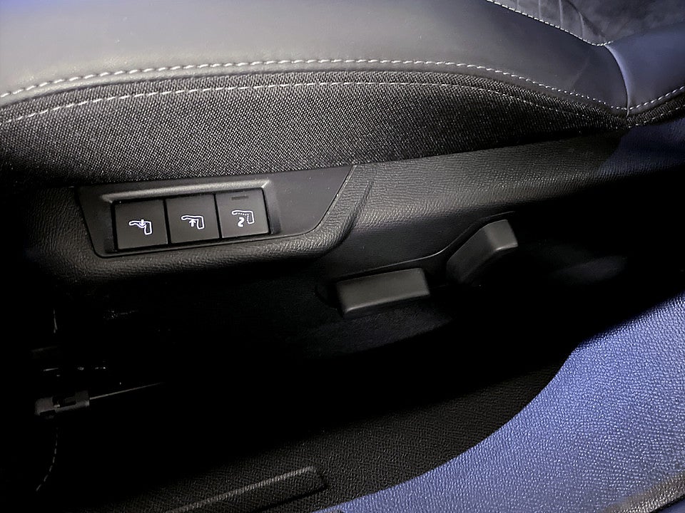 Bild på Peugeot 2008 GT 1.2 PT 130hk Aut B-KAMERA CARPLAY