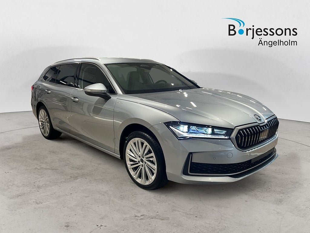 Skoda Superb COMBI L&K 1,5 TSI IV 204 HK 6 VXL DSG