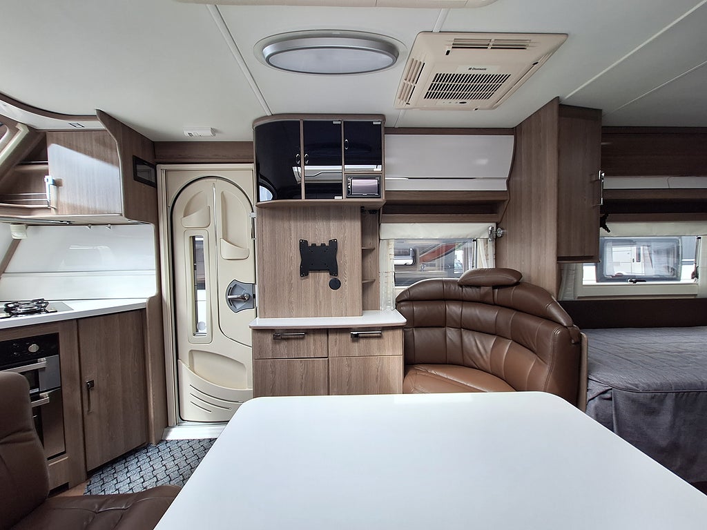 Kabe Imperial 630 ETDL FK KS Långbädd, Dusch, AC, Nytt Tält