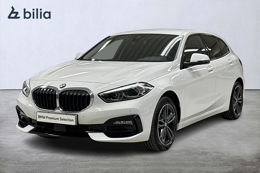 BMW 118I  Sportline | Navi | PDC fram & bak | DAB