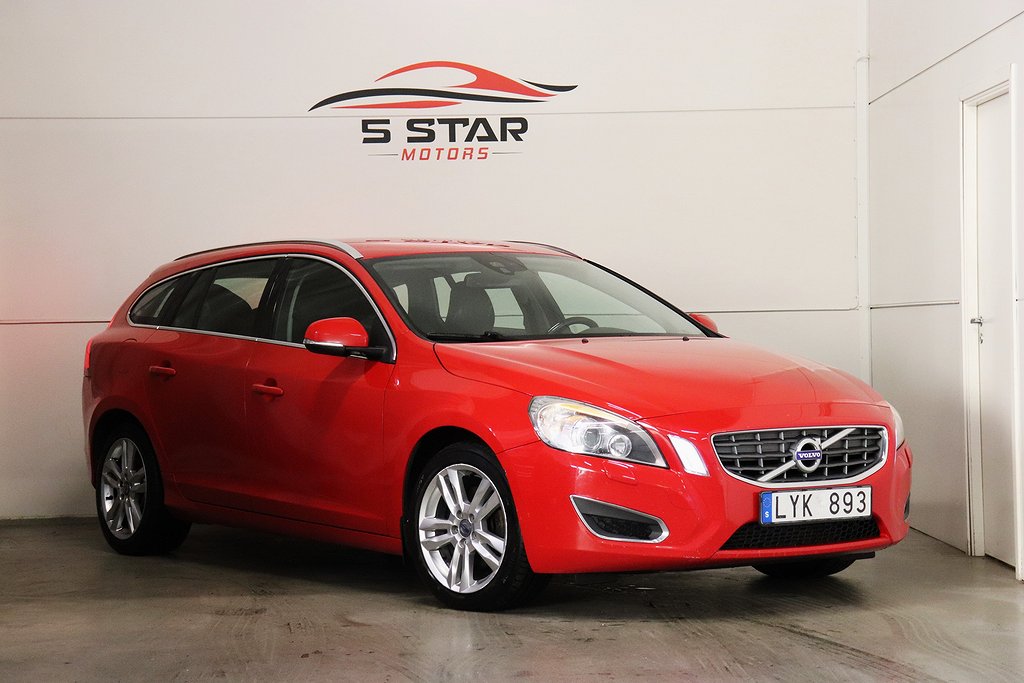 Volvo V60 D2 Summum | GPS | Kamera | Drag | P-sesnor