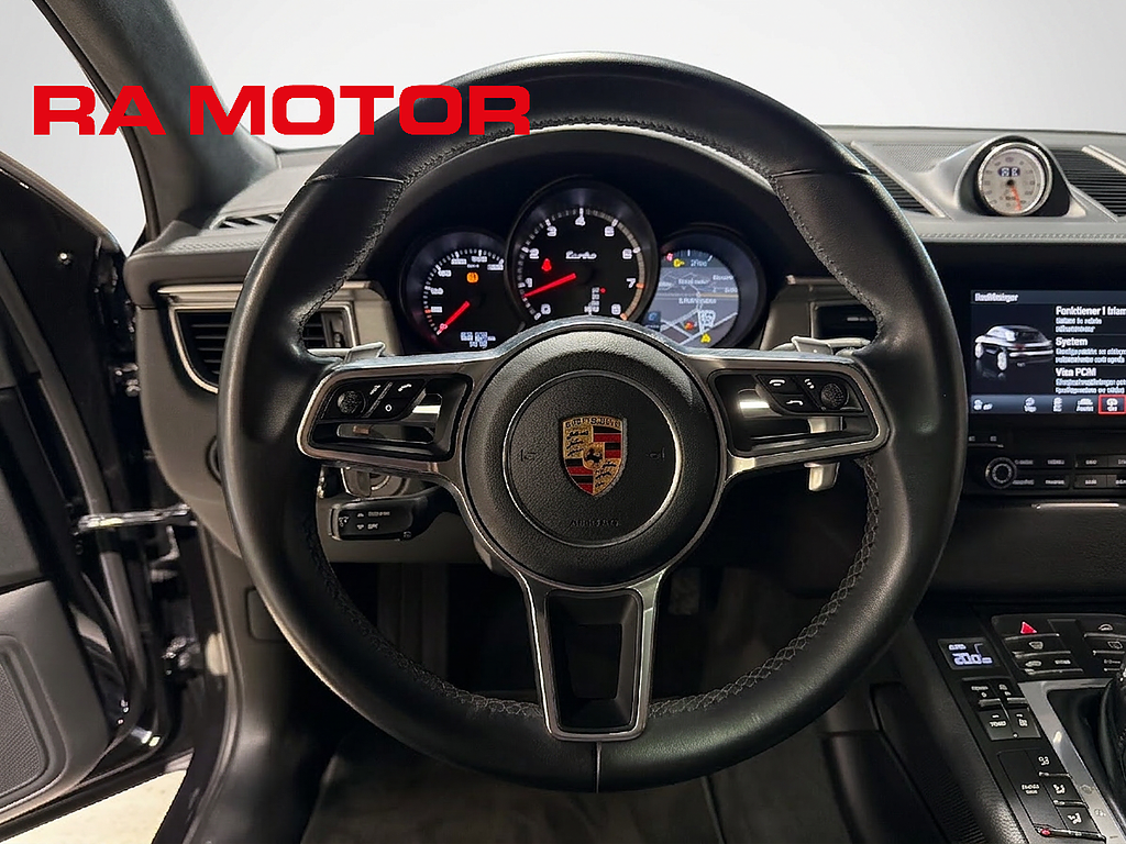 Porsche Macan Turbo 400hk |Sport Chrono|Pano|Bose|PDLS+|Värmare| 2018