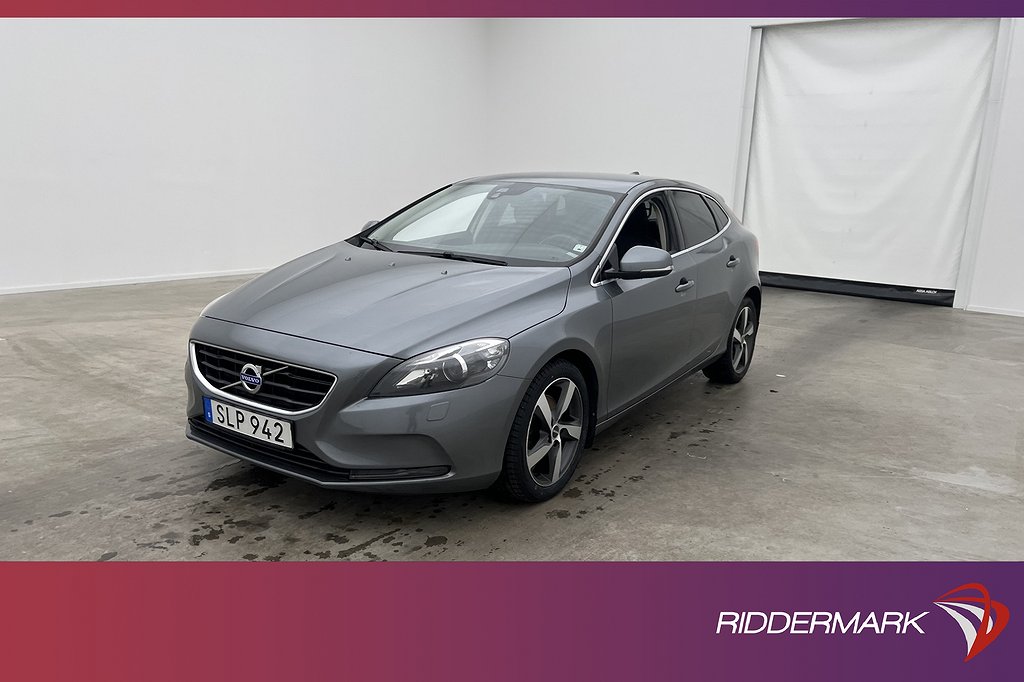 Volvo V40 T3 150hk Momentum Värmare Farthållare Låg-skatt