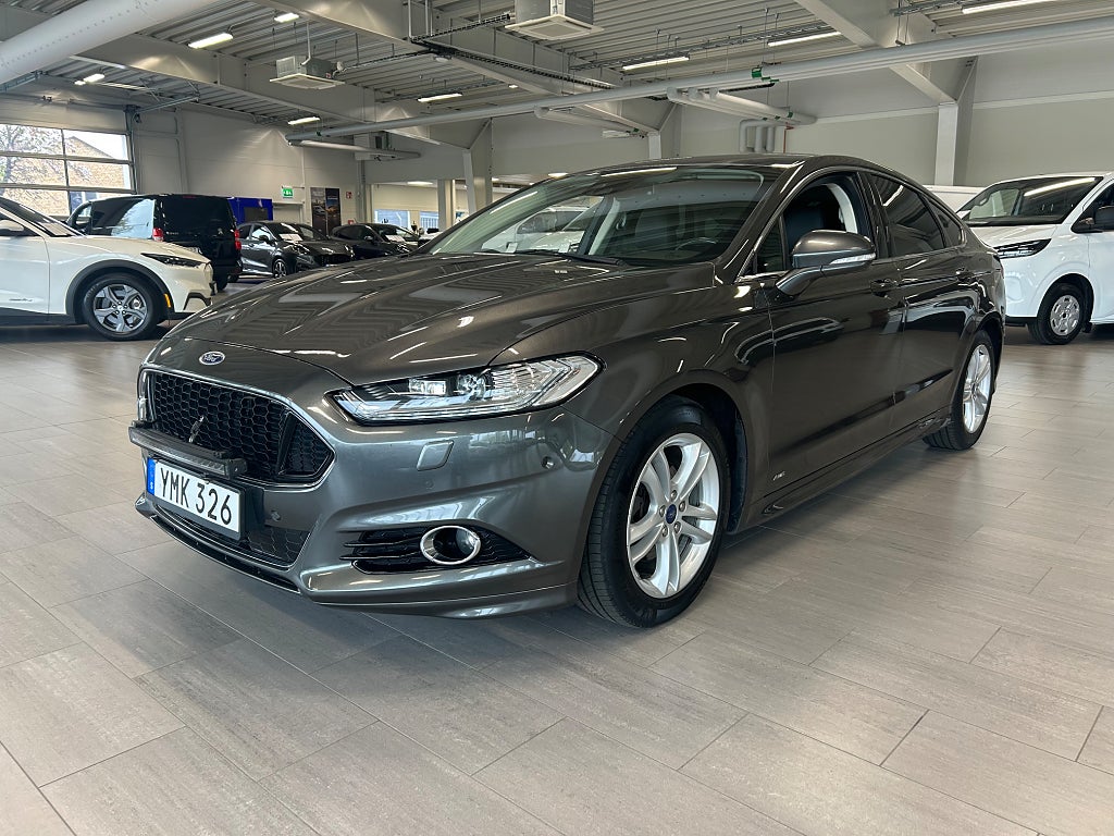 Ford Mondeo Titanium Business 5D 2.0 180hk Aut AWD *Värmare/Drag*
