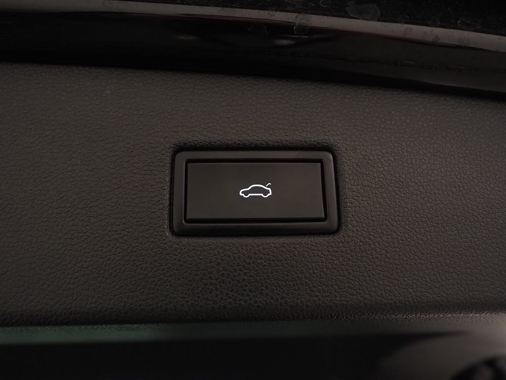 Volkswagen Tiguan 1.4 TSI 4Motion 150hk Drag B-Kam P-Värm 2018