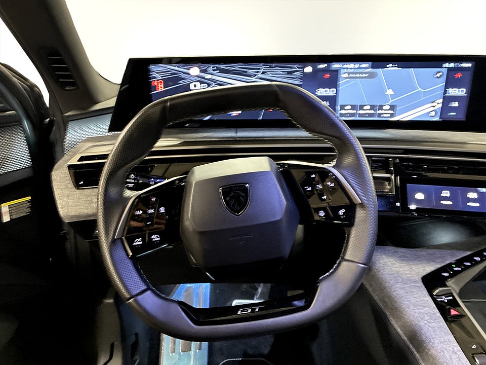 Bild på Peugeot 5008 GT Hybrid 145hk Aut 7-SITS B-KAMERA CARPLAY