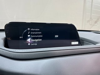 SUV Mazda CX-30 16 av 21