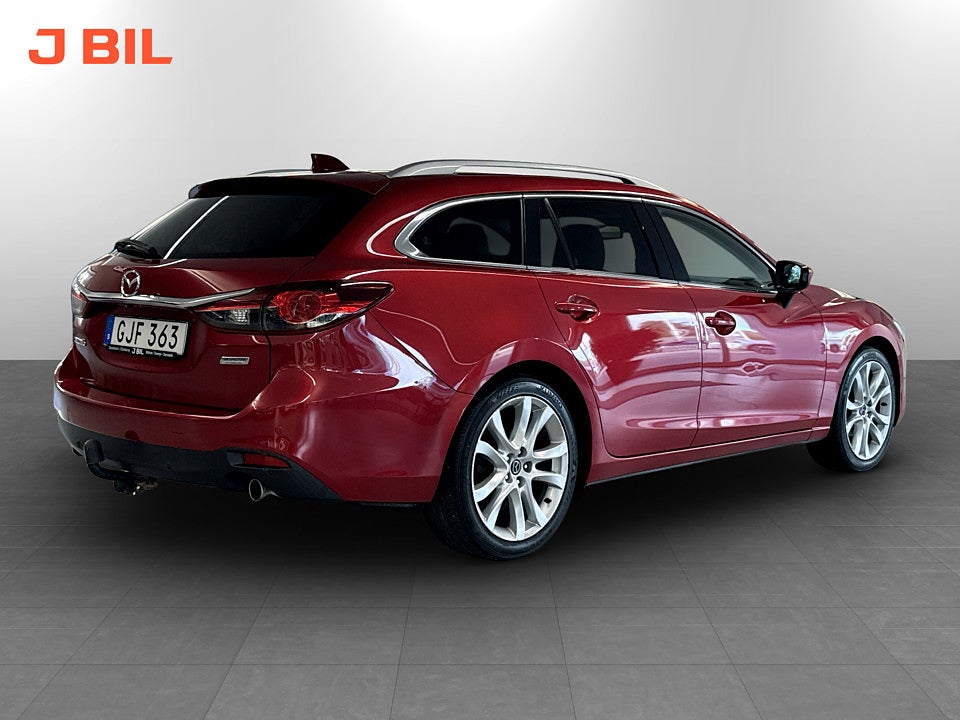 Bild på Mazda 6 Wagon Optimum 2.2 SKYACTIV-D 175hk Aut B-KAMERA ELSTOL