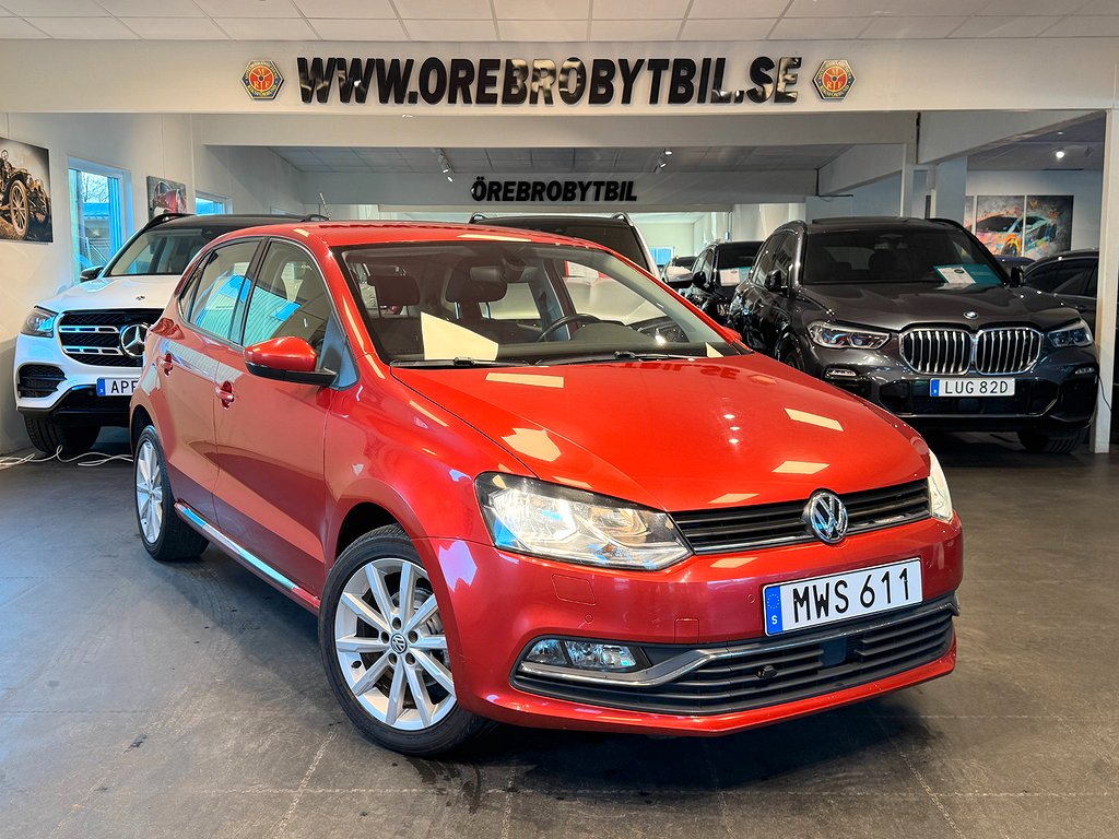 Volkswagen Polo 5-dörrar 1.2 TSI M-värmare P-censor Ny servad