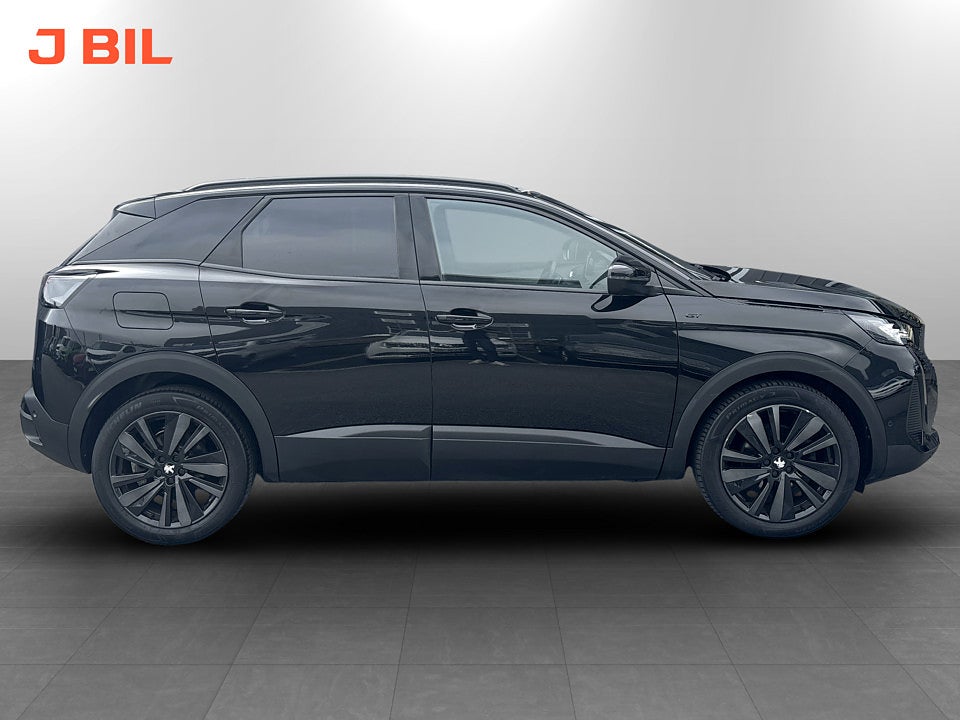 Bild på Peugeot 3008 GT Black Pack 1.2 PT 130hk Aut B-KAMERA CARPLAY