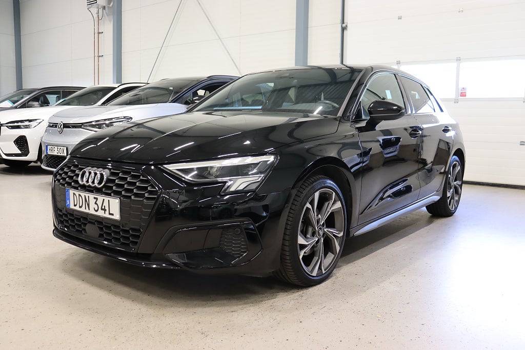 Audi A3 Sportback 35 TFSI P-Sensorer Carplay Cockpit 150hk