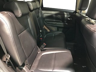SUV Mitsubishi Outlander 8 av 20
