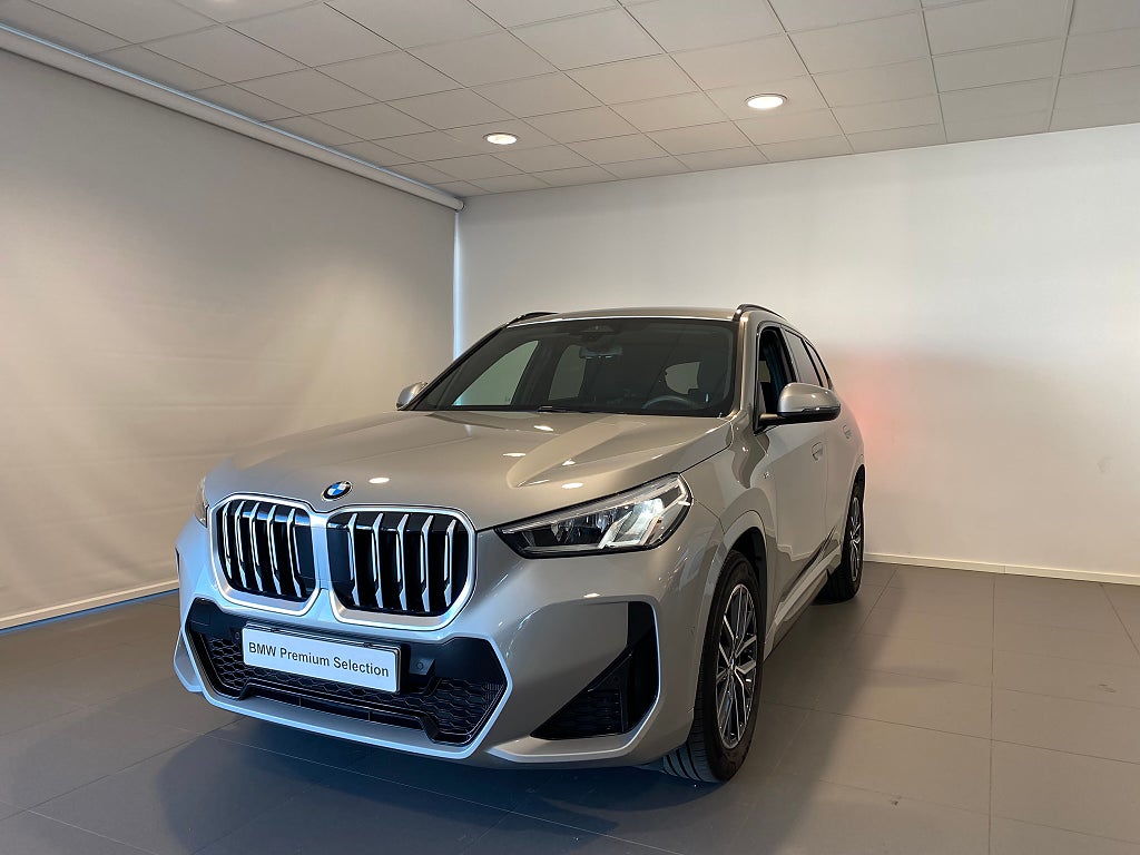 BMW X1 xDrive25e M-Sport Keyless Elstolar med minne Rattvärme