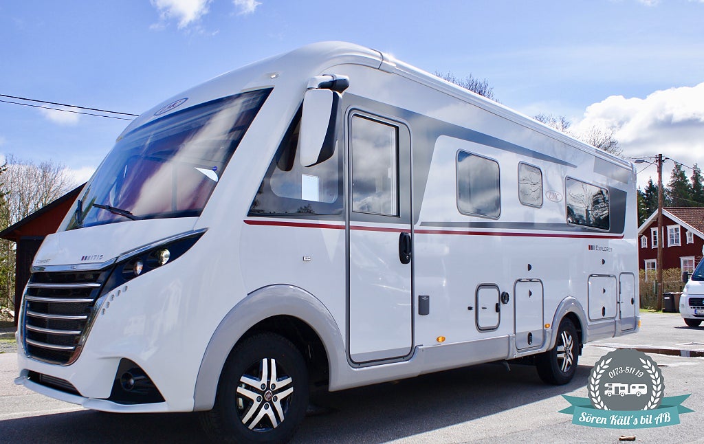 LMC Explorer Comfort I 715 En Ägare.Ac-bodel.Auto.Alde.Solcell