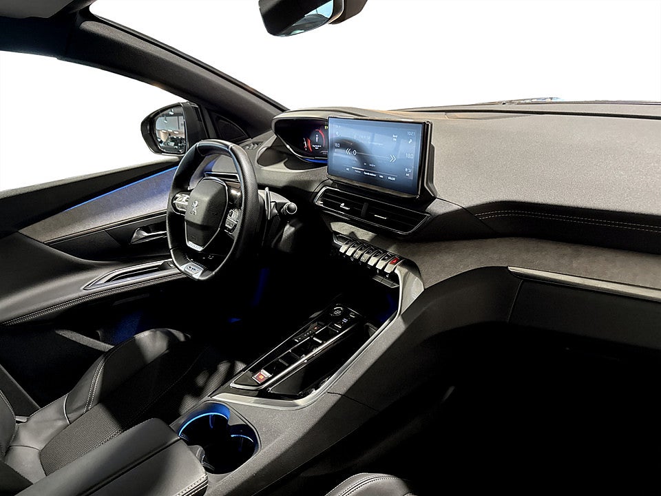 Bild på Peugeot 3008 GT 1.2 PT 130hk Aut B-KAMERA CARPLAY