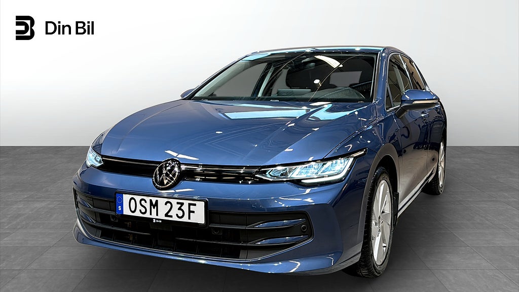 Volkswagen Golf eTSI150 DSG Edition P-vämare Backkamera Keyless