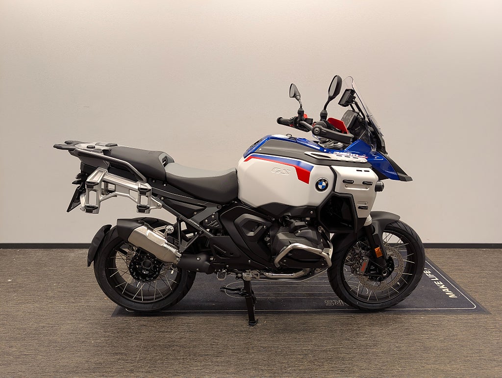 BMW R1300GS Adventure Trophy KAMPANJ Touringpaket och larm ingår