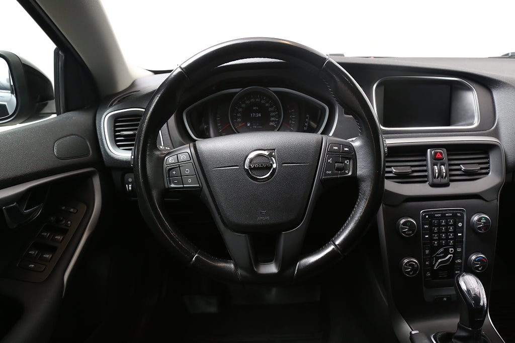 Volvo V40 Cross Country T3 152hk Edition Aut Dragkrok