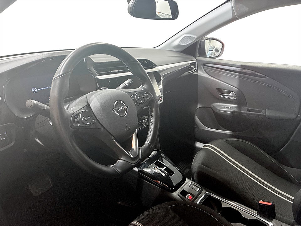 Bild på Opel Corsa-e D&T 50kWh 136hk Aut B-KAMERA CARPLAY