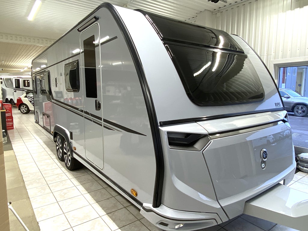 Knaus SÜDWIND BLACK SELECTION 650 PEB
