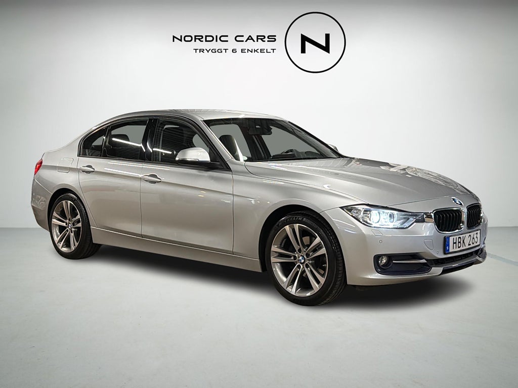 BMW 318D Sedan Blue Performance 143 HK Drag 1 Ägare Navi Fin