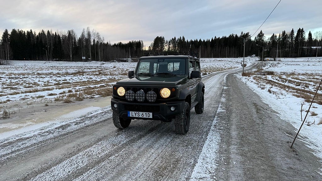 Suzuki Jimny Torakku 1.5 Allgrip Manuell