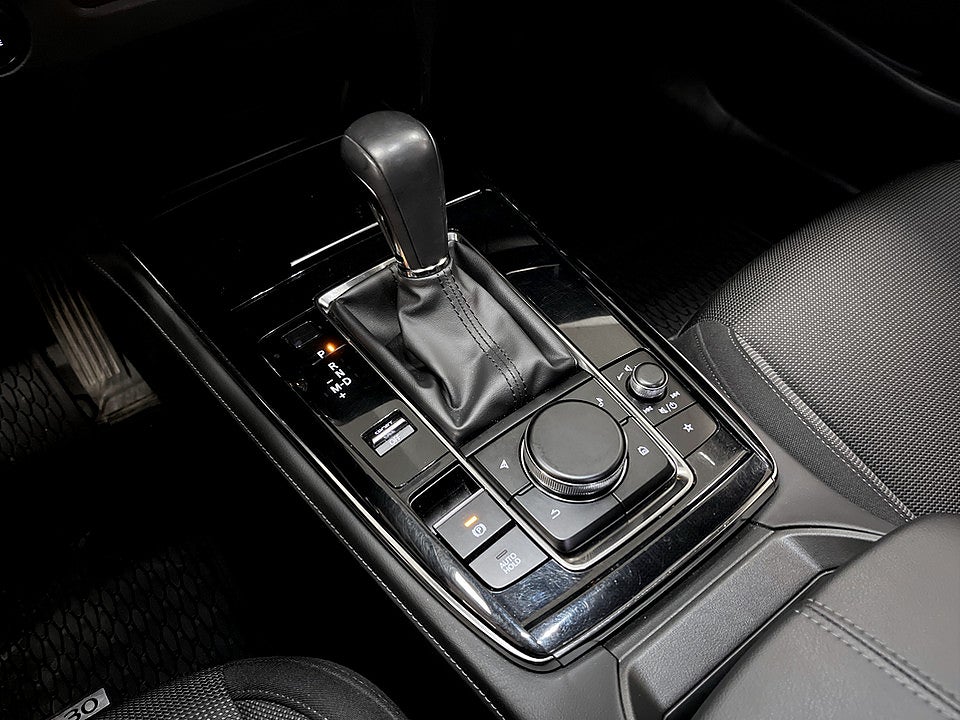 Bild på Mazda CX-30 Sky 2.0 SKYACTIV-G M 150hk B-KAMERA RATTVÄRME