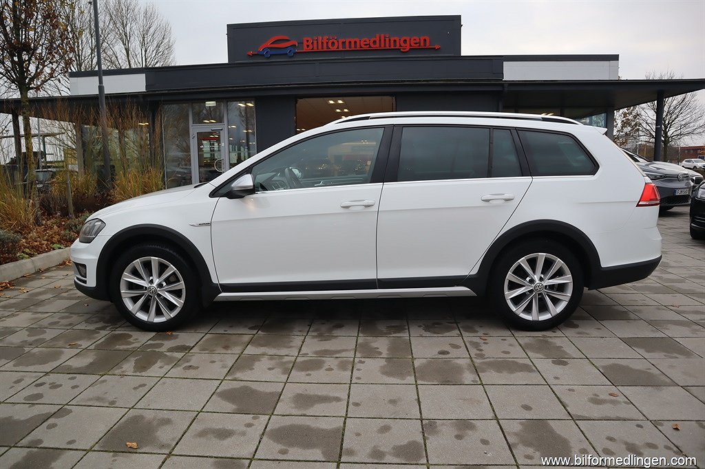 Volkswagen Golf Alltrack 2.0 TDI 4Motion 184hk Momsbil Navi Drag, Svensksåld