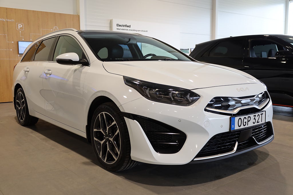 Kia Ceed Sportswagon Plug-in Hybrid Advance Plus 2 Pano Navi