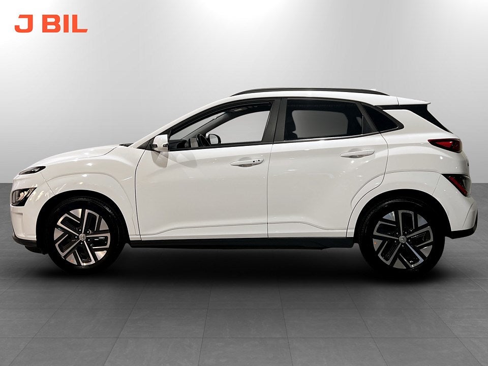 Bild på Hyundai Kona Essential 64kWh 204hk Aut - B-KAMERA,NAV,CARPLAY