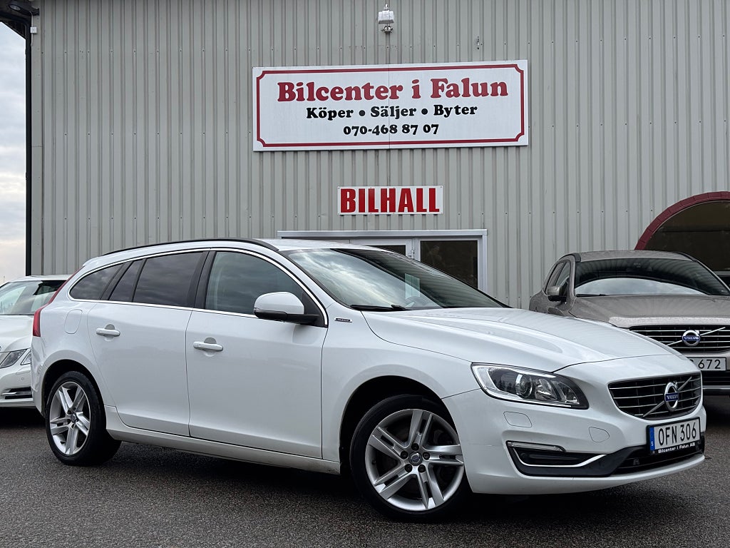 Volvo V60 D5 Plug-in Hybrid AWD Geartronic Momentum Dragkrok