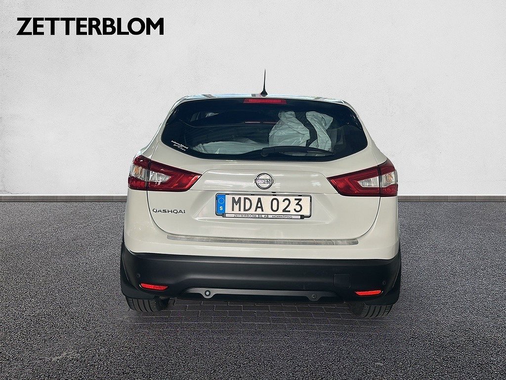 SUV Nissan Qashqai 4 av 17