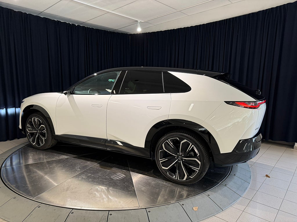 Mazda CX-6e 2026 - miniatyr 4