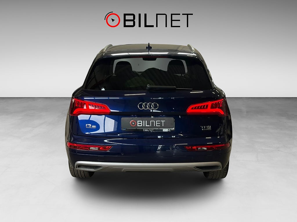 Audi Q5 2.0 TFSI Q 252hk Luftfjädring 20" B&O Drag Kamera ACC