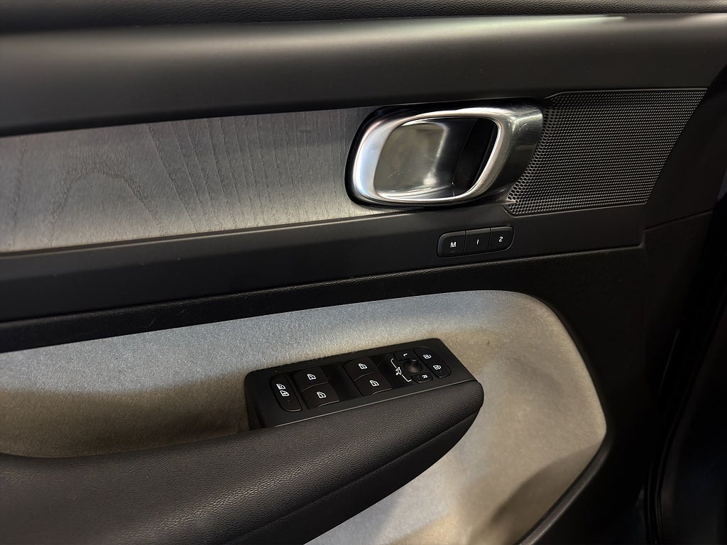 Volvo XC40 Recharge T5, 1 brukare, Inscription, Kamera, Navi