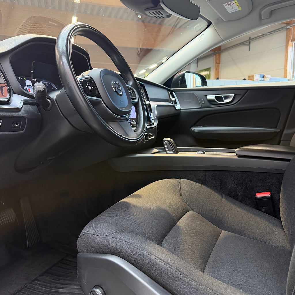 Volvo V60 Cross Country B4 AWD Advanced SE H&K Navigation Backkamera D
