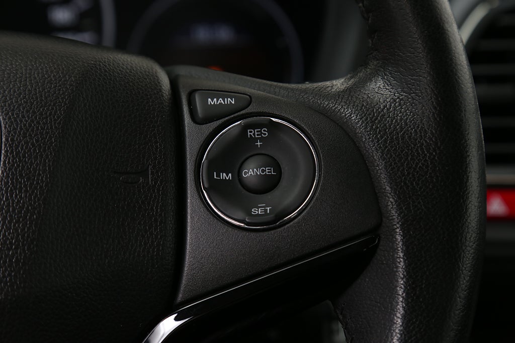 Honda HR-V 1,5 i-VTEC 131hk Elegance Aut P-sensorer