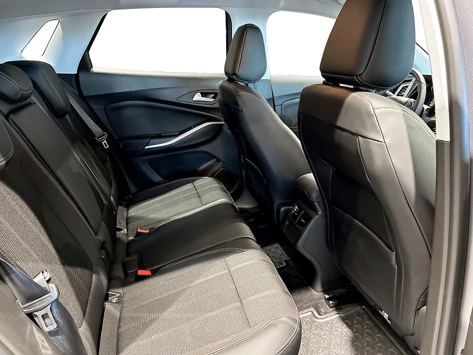 Bild på Opel Grandland SE Edition 1.2 Turbo 130hk Aut B-KAMERA NAVI