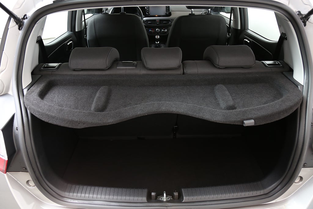 Hyundai i10 1,0 blue 67hk Essential 5D CarPlay 2020