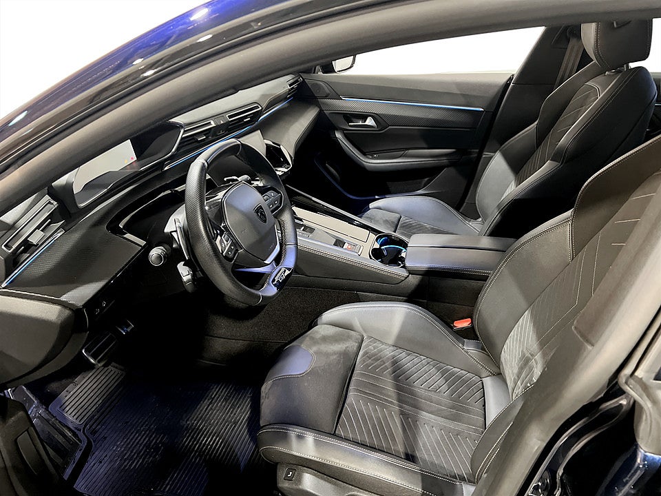 Bild på Peugeot 508 SW GT 1.2 PT 130hk Aut - B-KAMERA, CARPLAY