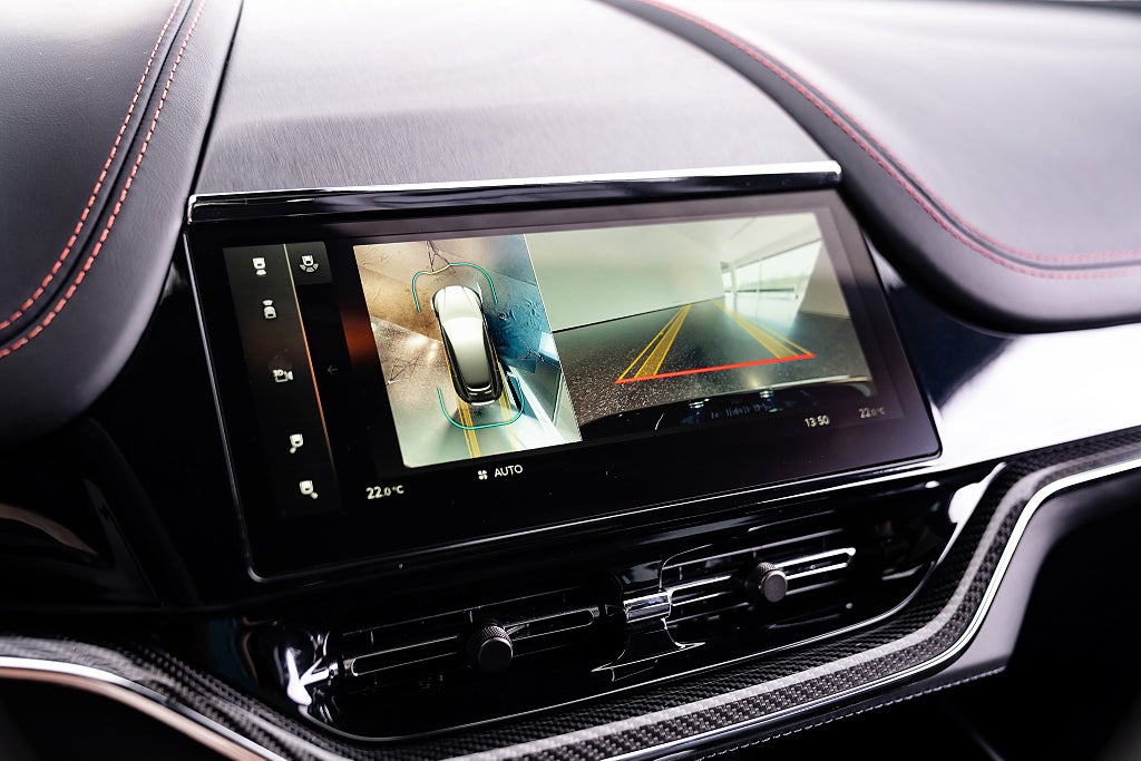 Gallery image 14 of 17