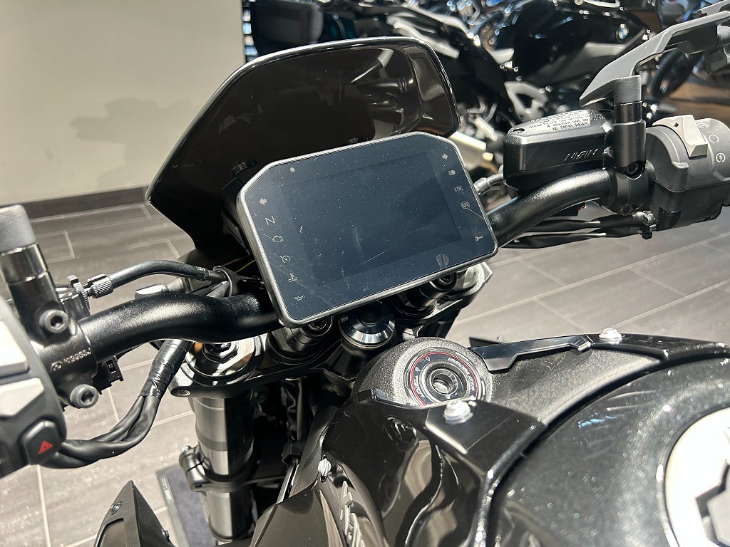 Kawasaki Z900 Performance/Helsystem/Stealth/Tail-tidy/757 mil