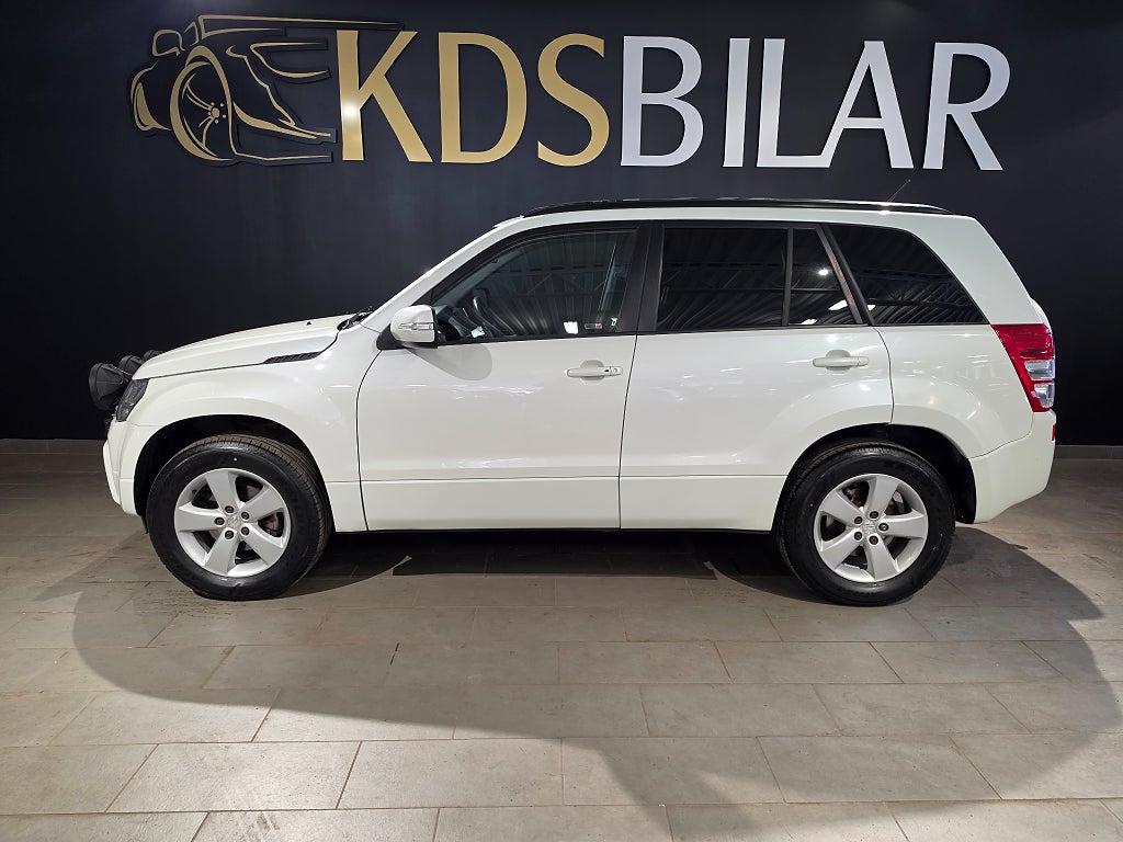 Suzuki Grand Vitara 2.4 DOHC 16V VVT 4WD Euro 5 169hk | Värmare | Drag