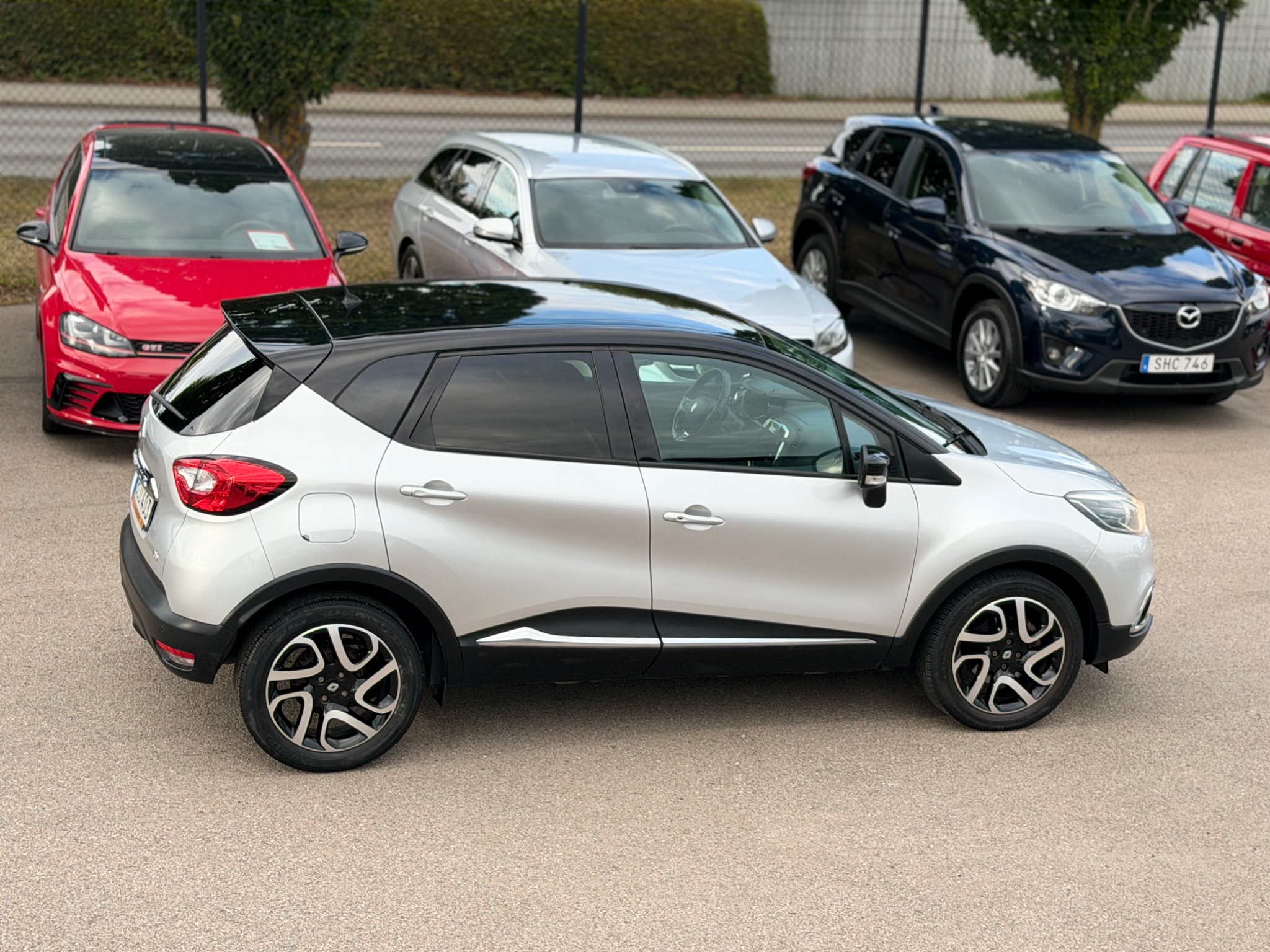 Renault Captur 1.2 TCe EDC Euro 5 AUT 2015, bild 2/56