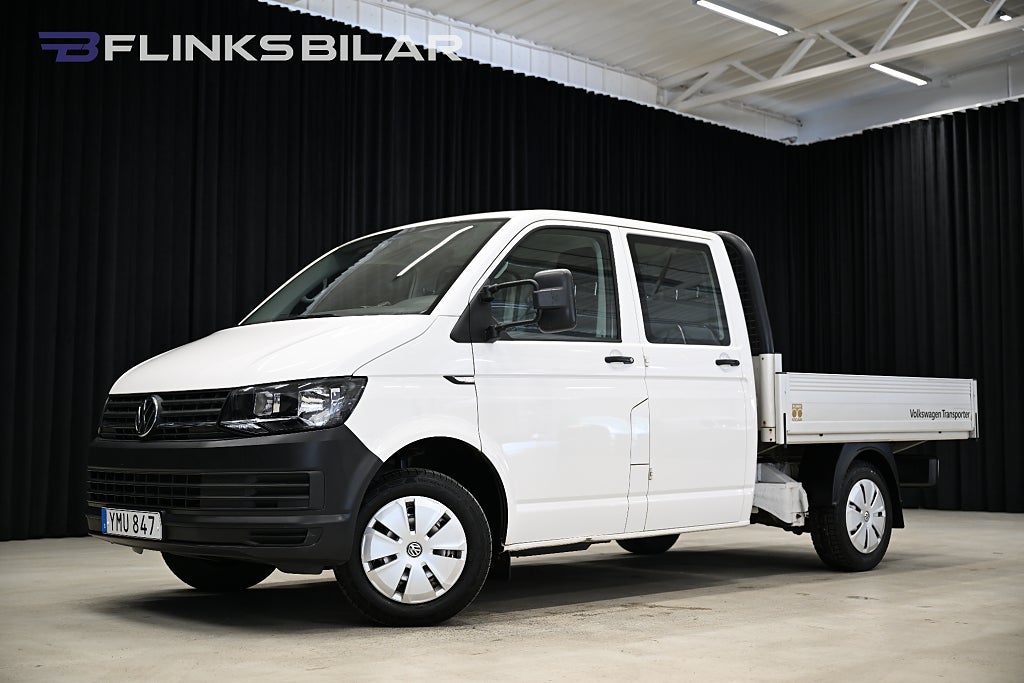 Volkswagen Transporter TDI 102HK Dubbelhytt|Flak|Drag|Värmare|Lågmil|Leasbar
