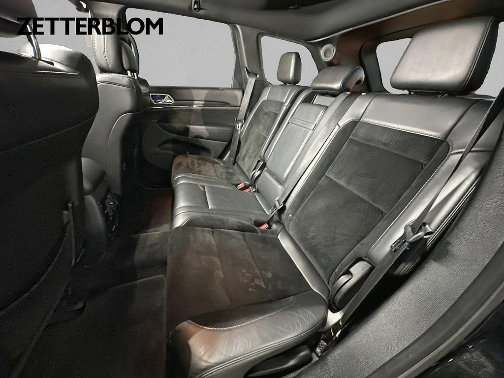 SUV Jeep Grand Cherokee 9 av 17