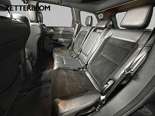 SUV Jeep Grand Cherokee 9 av 17