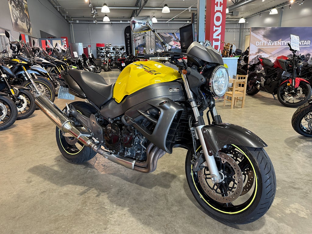 Honda CB1100SF X11 