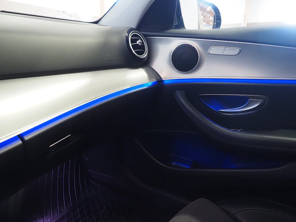 Mercedes-Benz E 220 d 9G-Tronic Avantgarde | Pano | Kamera | Drag | Nav 2018